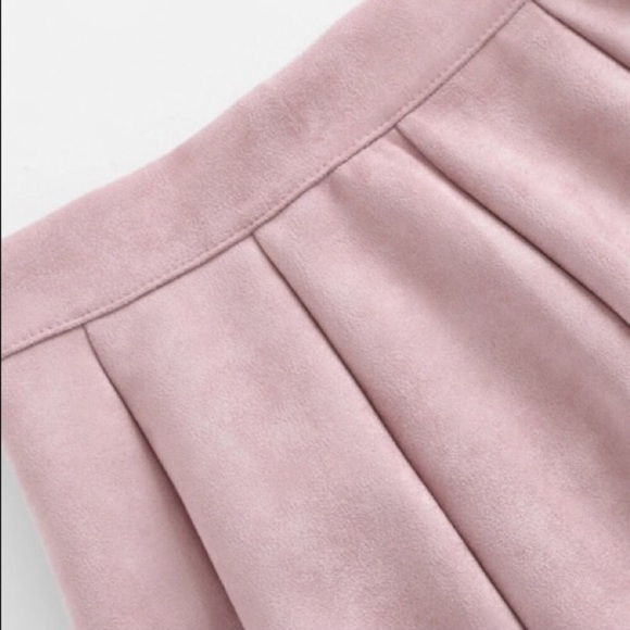 LAST: Large Blush Pink Vegan Suede Skirt - Picture 5 of 7